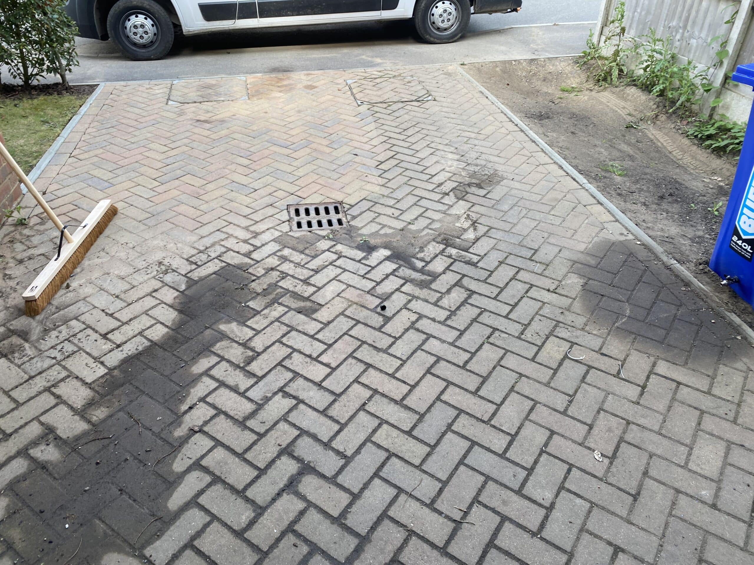 Driveway cleaning before and after in Kent